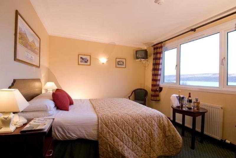 Loch Ness Clansman Hotel Drumnadrochit Zewnętrze zdjęcie